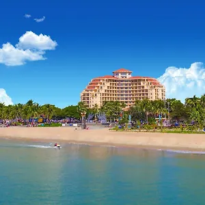 Отель Golden Phoenix Seaview, Санья